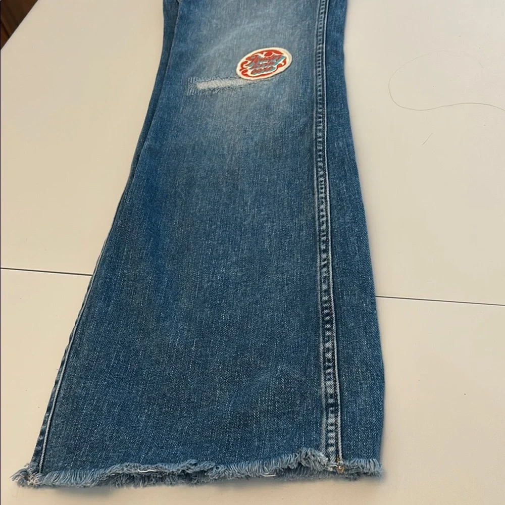 Wrangler FENDER Westward 626:  Blue Jeans with Patches and graffiti. So fun! - Picture 5 of 6